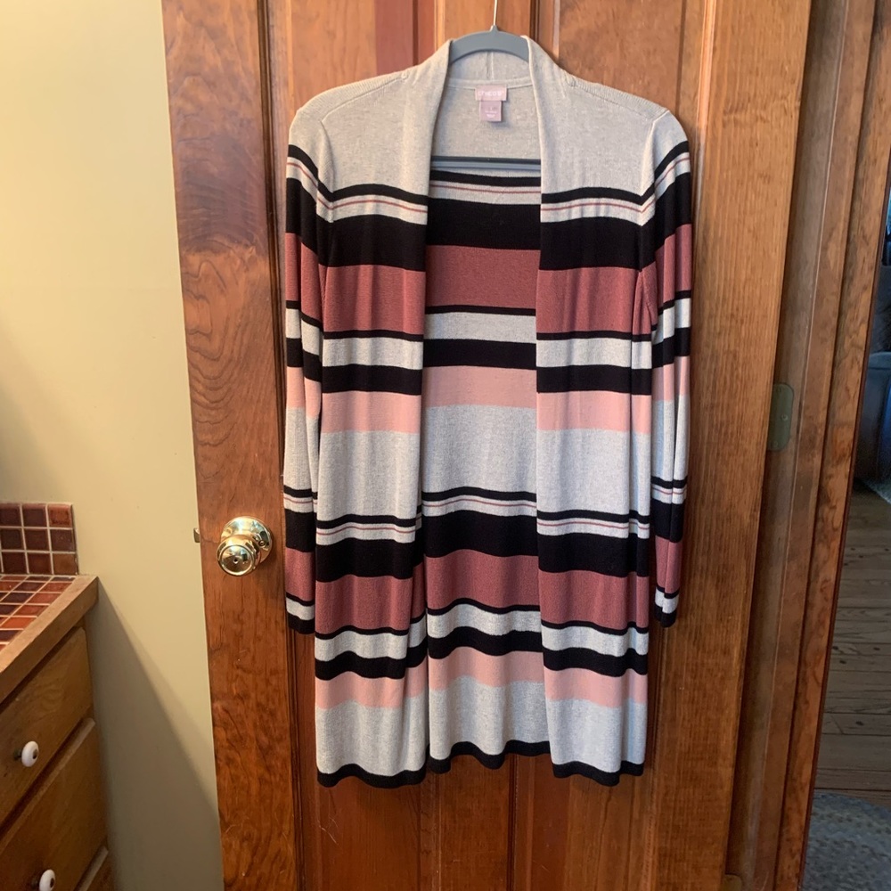 CHICO Long Cardigan Sweater, size 1 or 8-10 medium. Black Copper Rose Light Gray